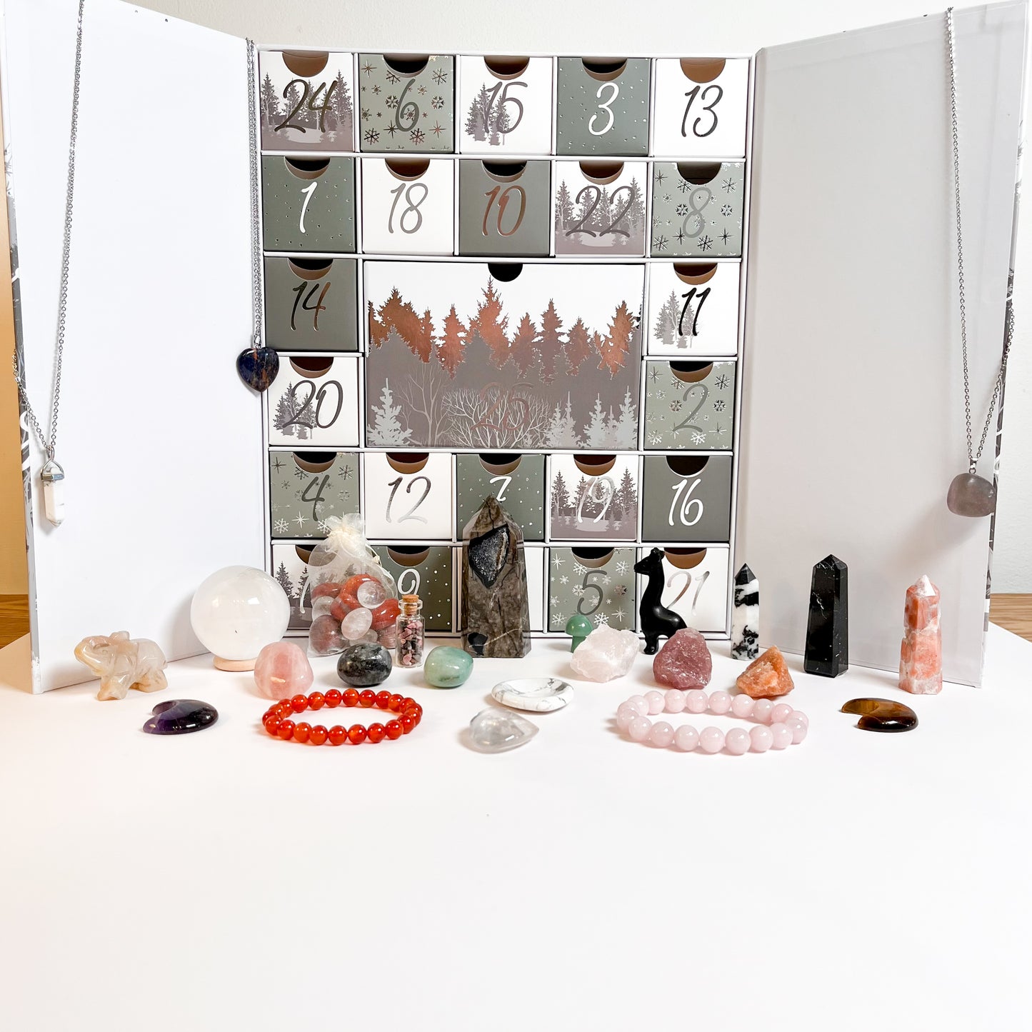 25 Day Premium Crystal Advent Calendar in white - PRE ORDER