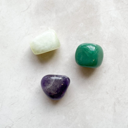 Finding Balance and Harmony: Exploring Libra, Amethyst, Jade, and Green Aventurine for Well-being