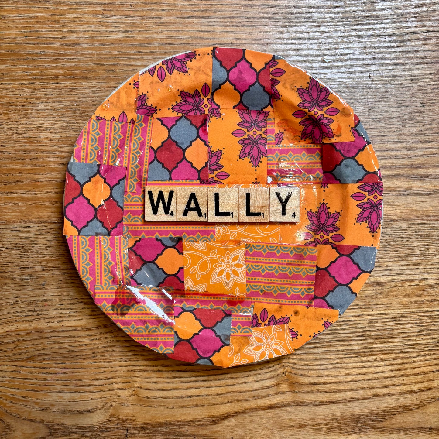 'Wally' Plate